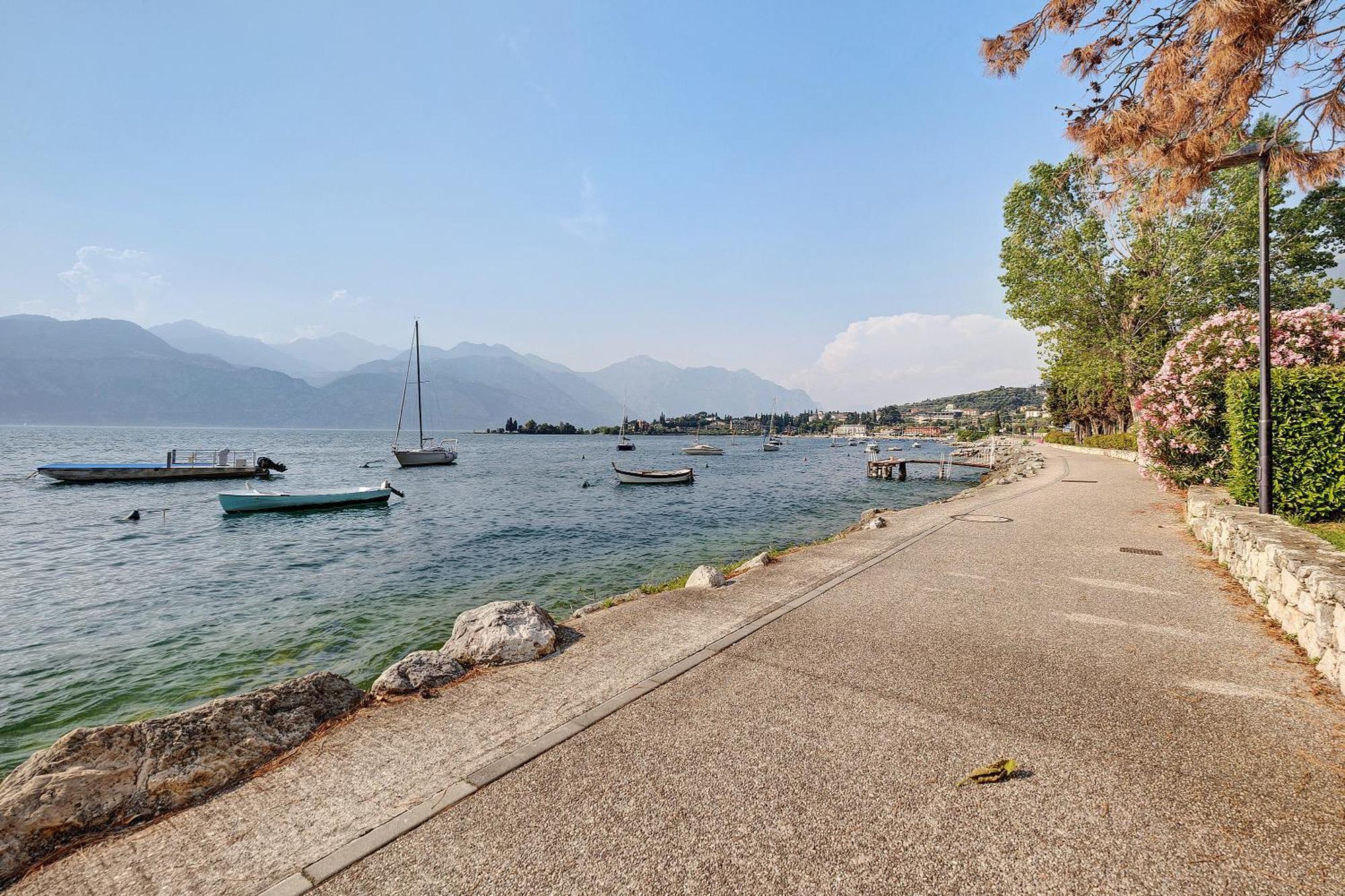 Apt Theo Val Di Sogno Garda Lake 马尔切西内 外观 照片
