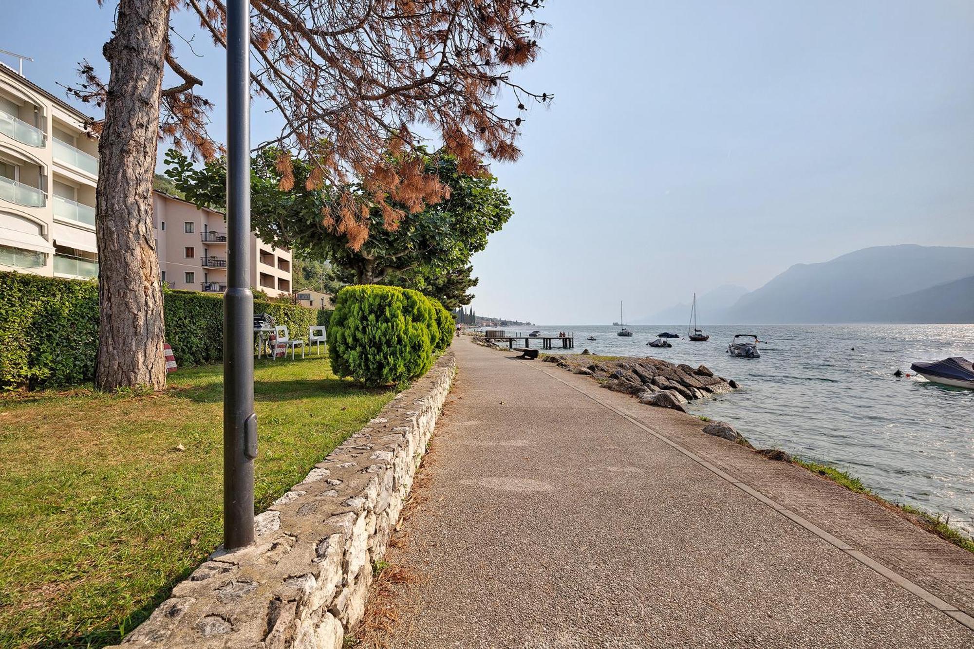 Apt Theo Val Di Sogno Garda Lake 马尔切西内 外观 照片